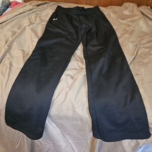 Womens under armour black sweatpants size M
